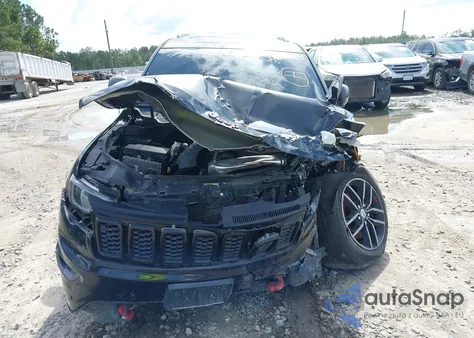 2017 Jeep Grand Cherokee Trailhawk 4X4 z USA, uszkodzony, nr VIN 1C4RJFLT3HC678457